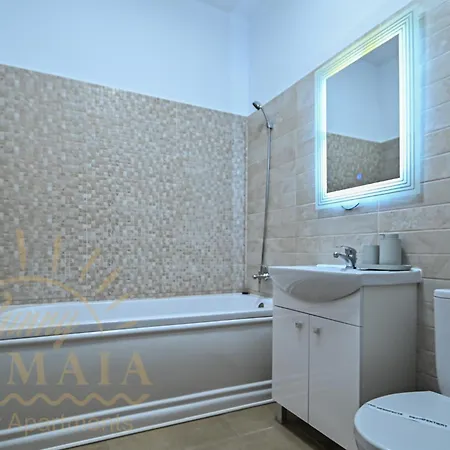 Apartment D8 *